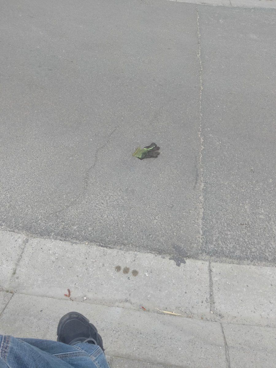 green glove found on 10 Apr 2026