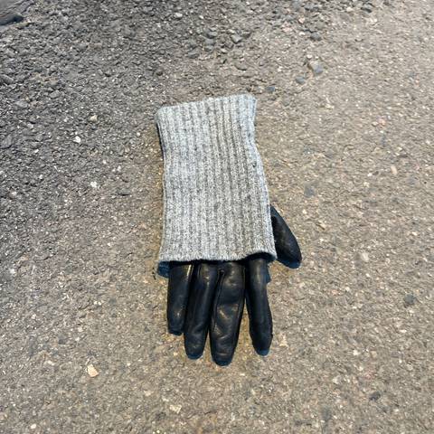 black glove found on 11 Apr 2026