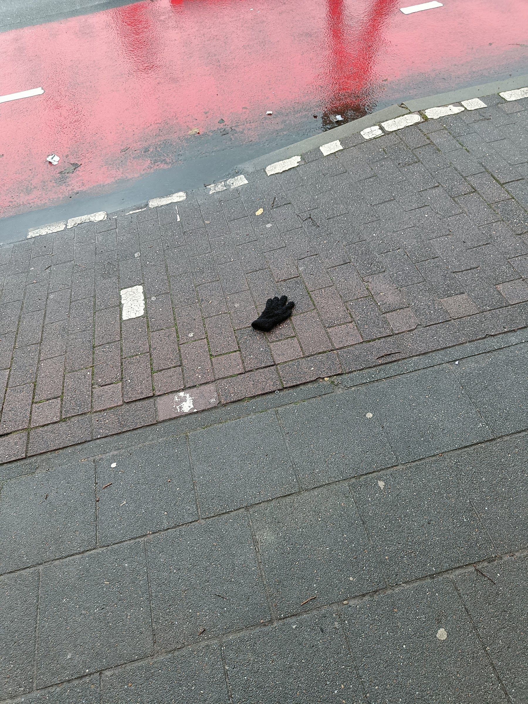 black glove found on 13 Feb 2026