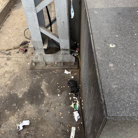black glove found on 20 Feb 2026